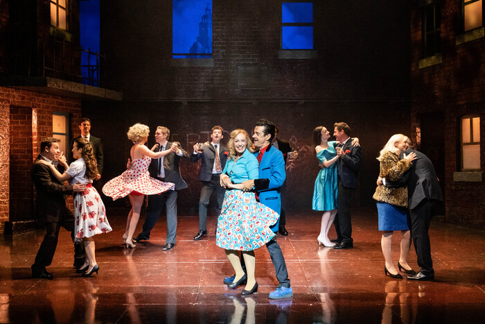 Photos: BLOOD BROTHERS UK Tour  Image