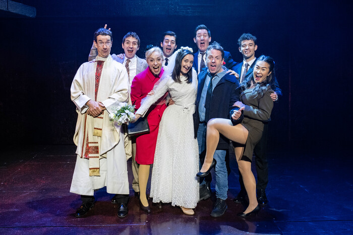 Photos: BLOOD BROTHERS UK Tour Image