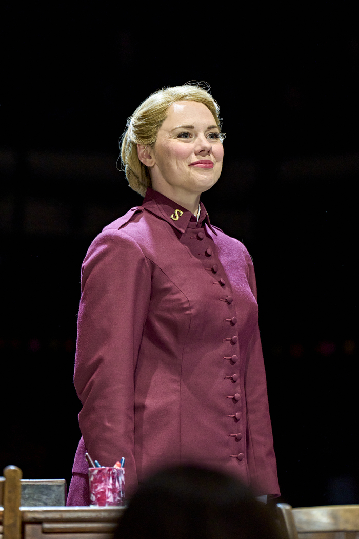 Photos: Gina Beck and Michael Simkins Join GUYS & DOLLS at the Bridge Theatre Image