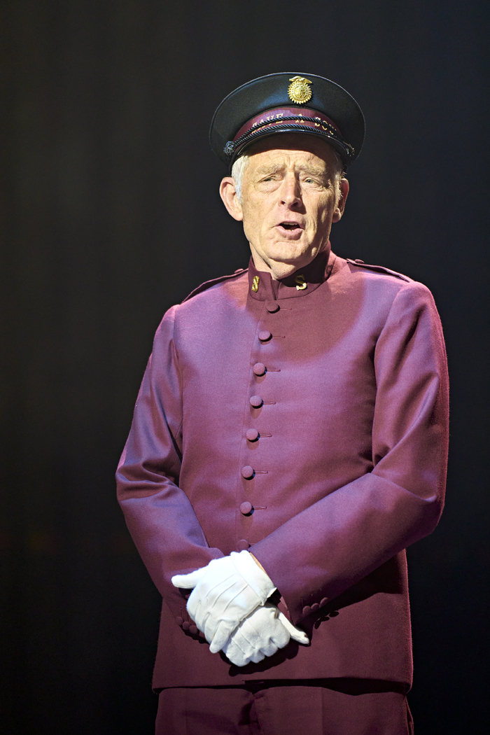 Photos: Gina Beck and Michael Simkins Join GUYS & DOLLS at the Bridge Theatre Image