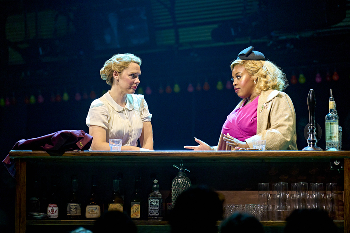 Photos: Gina Beck and Michael Simkins Join GUYS & DOLLS at the Bridge Theatre Image