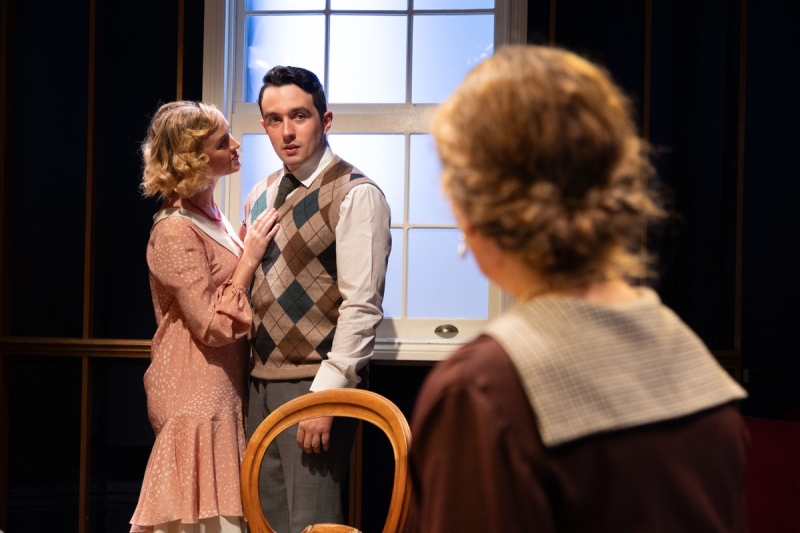 Review: THE SILVER CORD, Finborough Theatre  Image