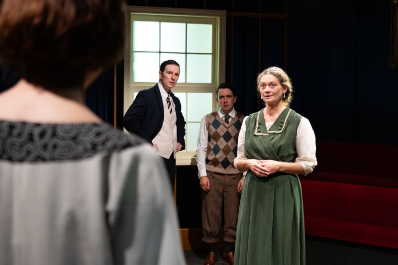 Review: THE SILVER CORD, Finborough Theatre  Image