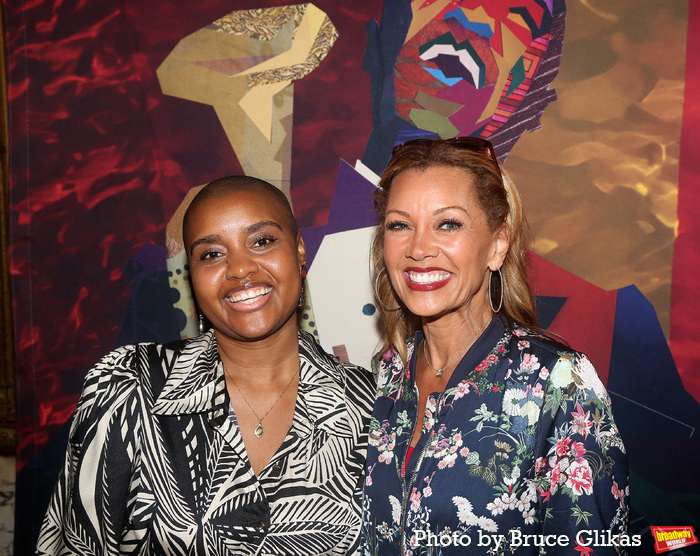 Photos: A WONDERFUL WORLD Cast Parades to Studio 54 Image
