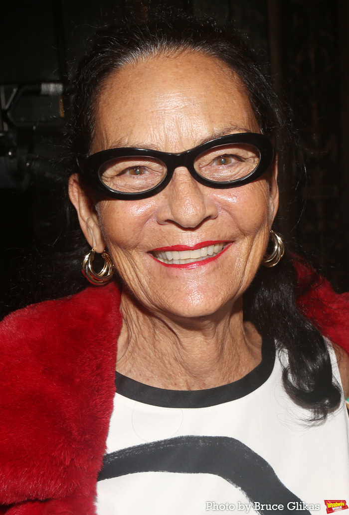 Photos: A WONDERFUL WORLD Cast Parades to Studio 54 Image