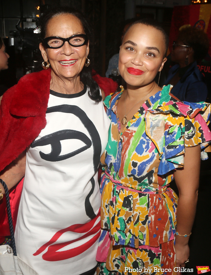Photos: A WONDERFUL WORLD Cast Parades to Studio 54 Image