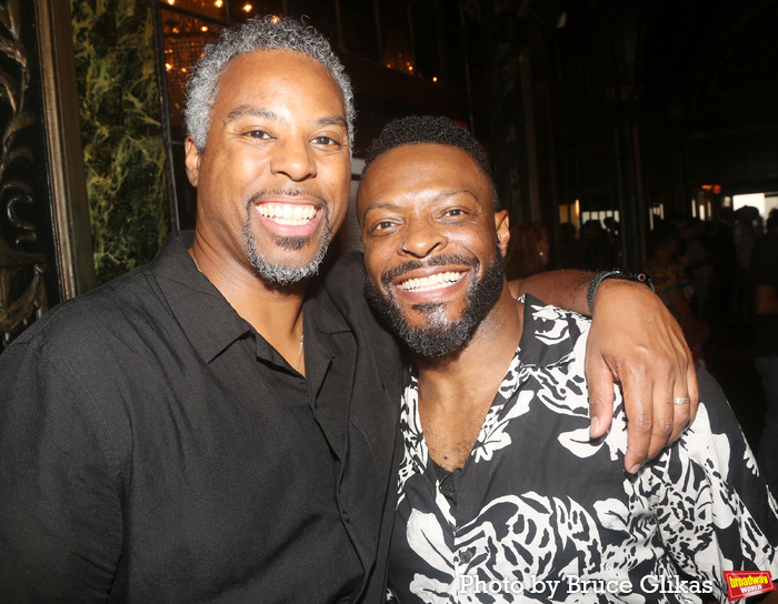 Photos: A WONDERFUL WORLD Cast Parades to Studio 54 Image