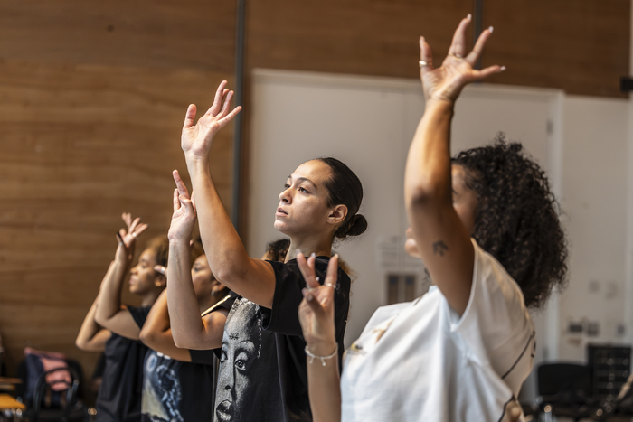 Photos: In Rehearsal for the UK Premiere of New Shakespeare-Inspired Musical, PLAY ON!  Image