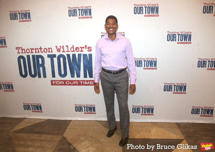 Photos: The Cast of OUR TOWN Meets the Press Image