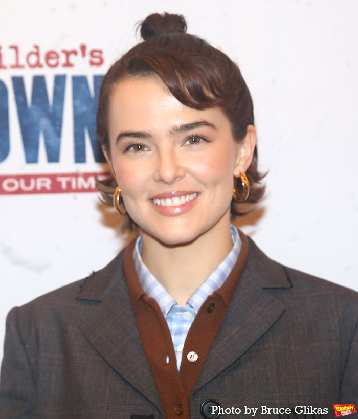 Photos: The Cast of OUR TOWN Meets the Press Image