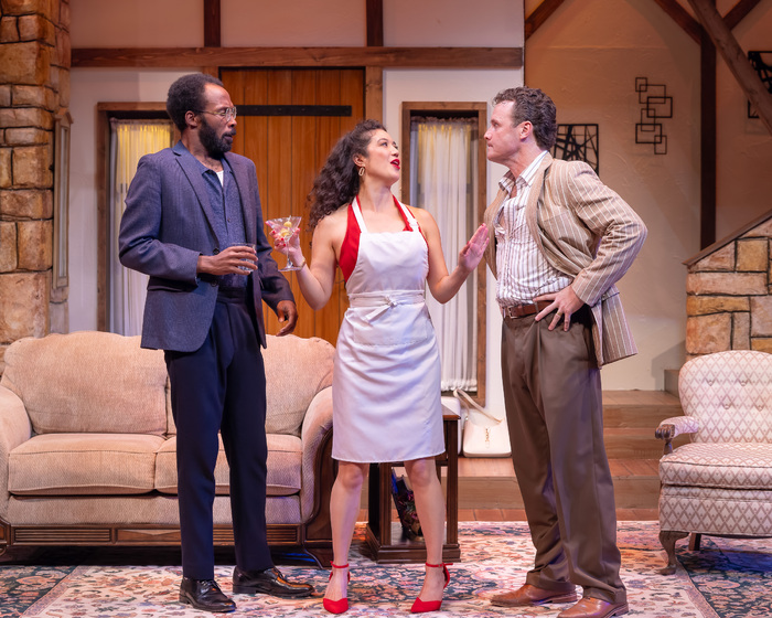 Photos: DON'T DRESS FOR DINNER at Laguna Playhouse Image