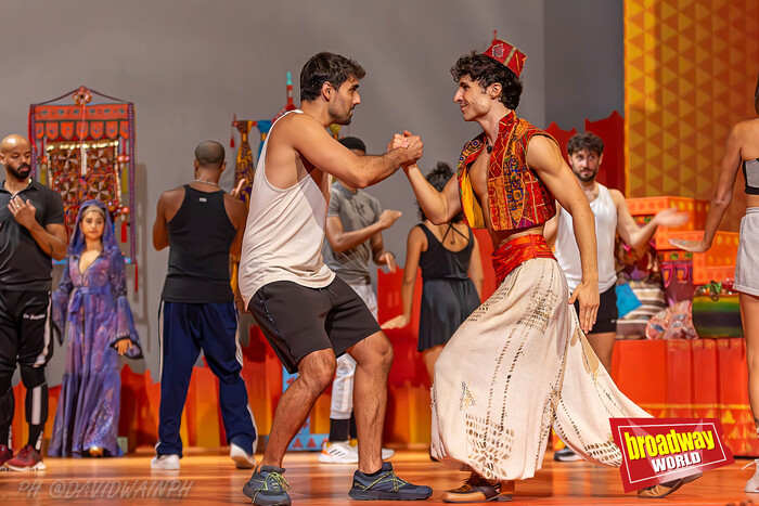 PHOTOS: Ferran Fabá es el nuevo ALADDIN en el Teatro Coliseum de Madrid  Image