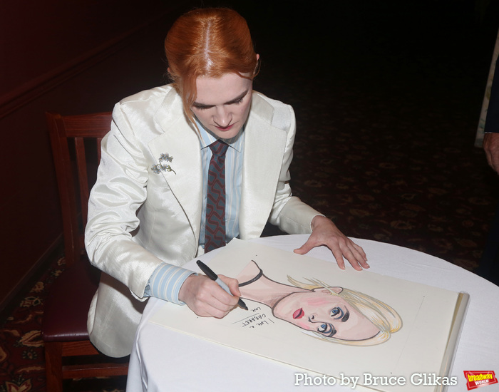 Photos: CABARET Stars Eddie Redmayne & Gayle Rankin Honored with Sardi's Portraits  Image