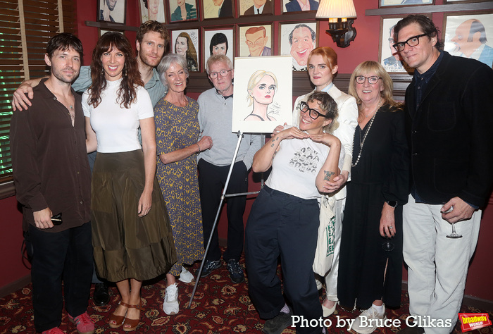 Photos: CABARET Stars Eddie Redmayne & Gayle Rankin Honored with Sardi's Portraits  Image