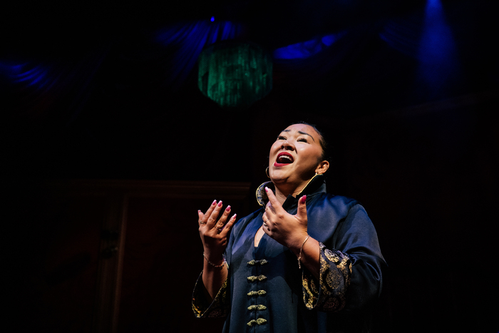 Photos: Sara Porkalob Performs DRAGON LADY at Geffen Playhouse  Image