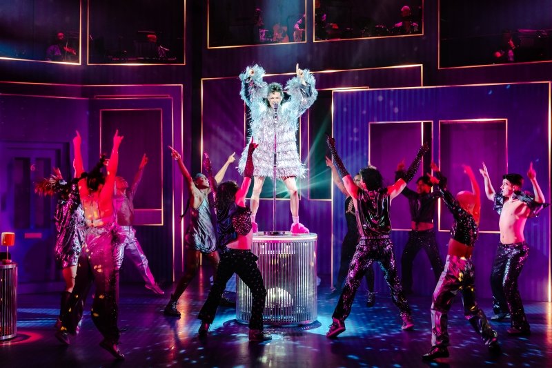 Review: WHY AM I SO SINGLE?, Garrick Theatre Image