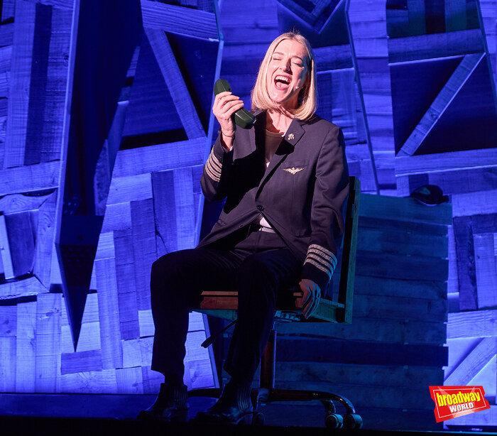 PHOTOS: COME FROM AWAY se presenta en el Teatro Marquina de Madrid  Image