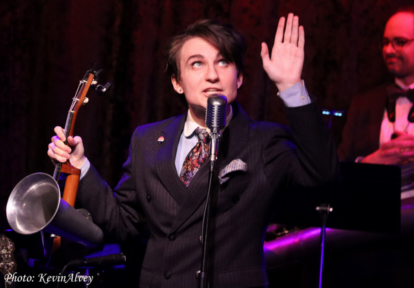 Photos: Bryce Edwards Brings Another Frivolity Hour To Birdland Image