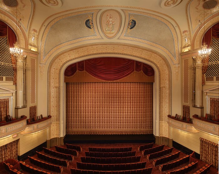 Photos: First Look Inside the Newly-Restored Majestic Theatre  Image