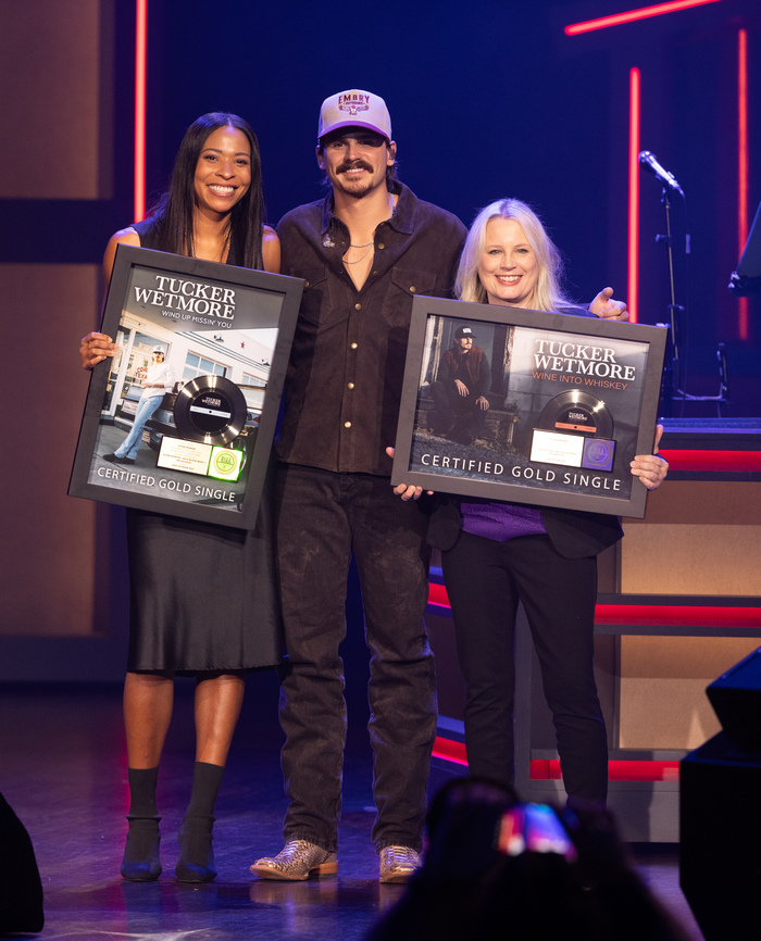 Photos: Tucker Wetmore Makes Grand Ole Opry Debut  Image