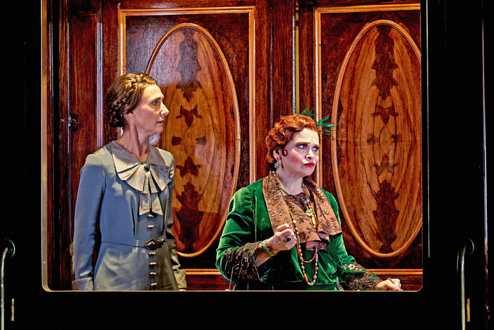 Photos: MURDER ON THE ORIENT EXPRESS Hits the Road on UK Tour  Image