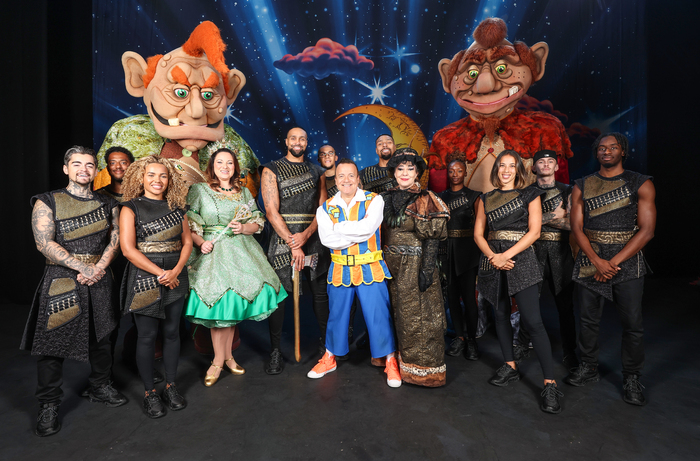 Photos: Meet the Cast of JACK AND THE BEANSTALK Panto at Southampton's Mayflower Theatre  Image