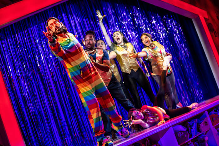 Photos: First Look At Max Crumm and More In THAT PARENTING MUSICAL at Theatre Row  Image