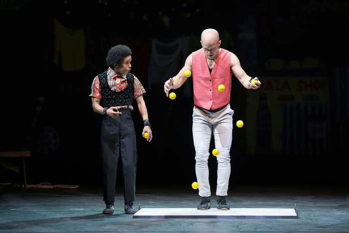 Photos: MOYA by Zip Zap Circus at Children's Theatre Company Image