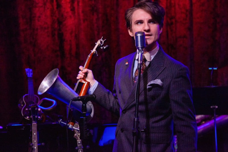 Review: THE BRYCE EDWARDS FRIVOLITY HOUR Packs Birdland Image