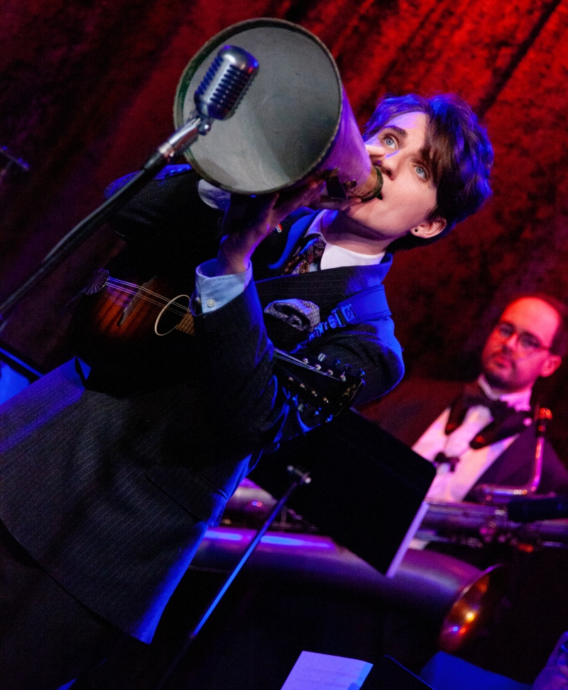 Review: THE BRYCE EDWARDS FRIVOLITY HOUR Packs Birdland Image