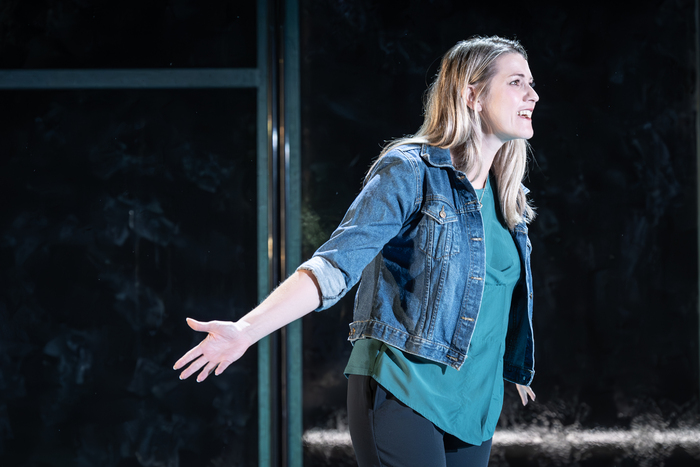 Photos: DEAR EVAN HANSEN Kicks Off New UK Tour  Image