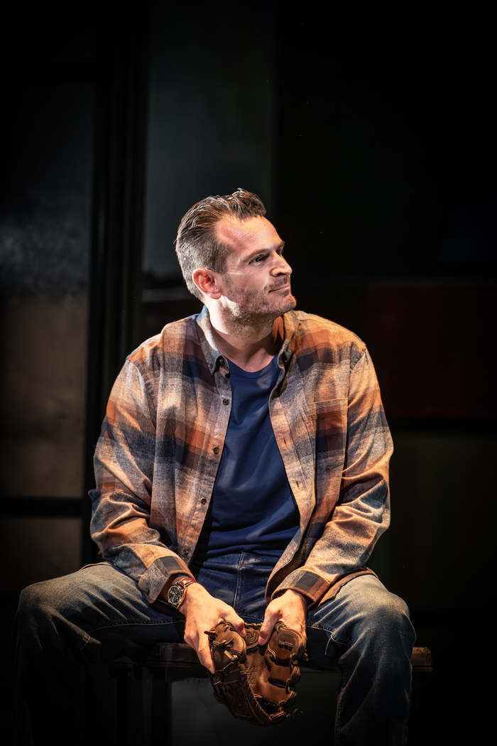 Photos: DEAR EVAN HANSEN Kicks Off New UK Tour Image