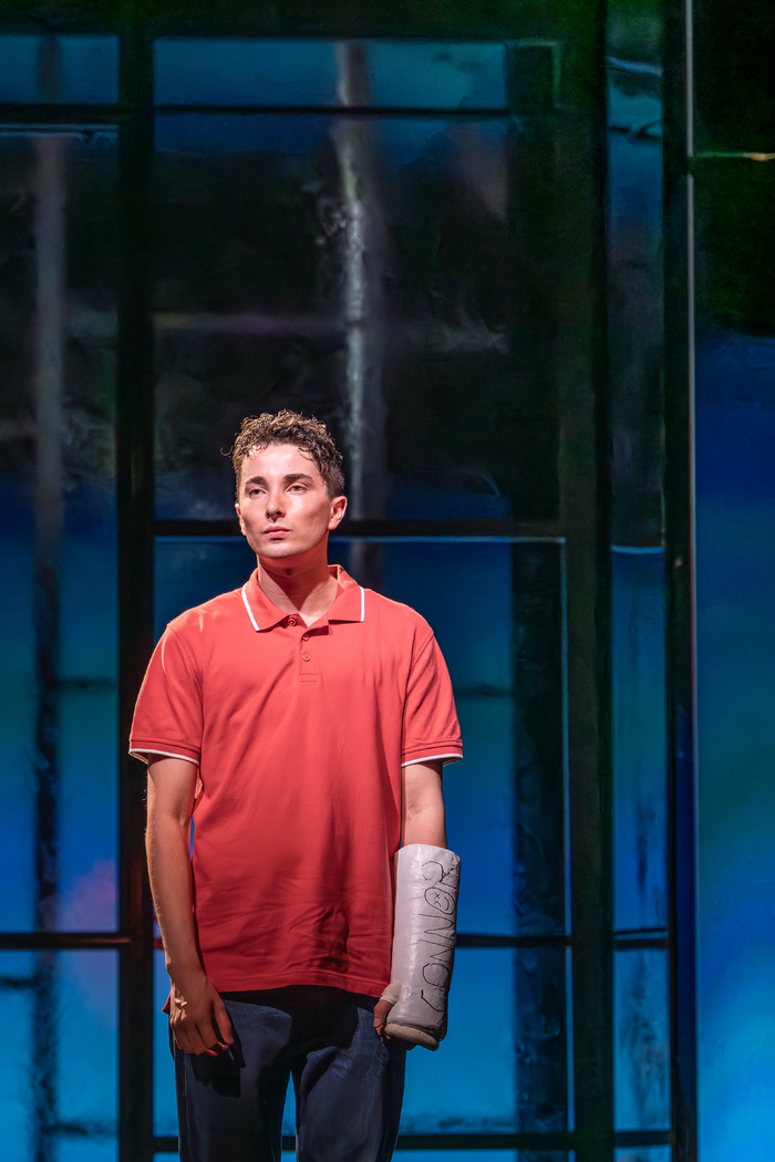 Photos: DEAR EVAN HANSEN Kicks Off New UK Tour  Image