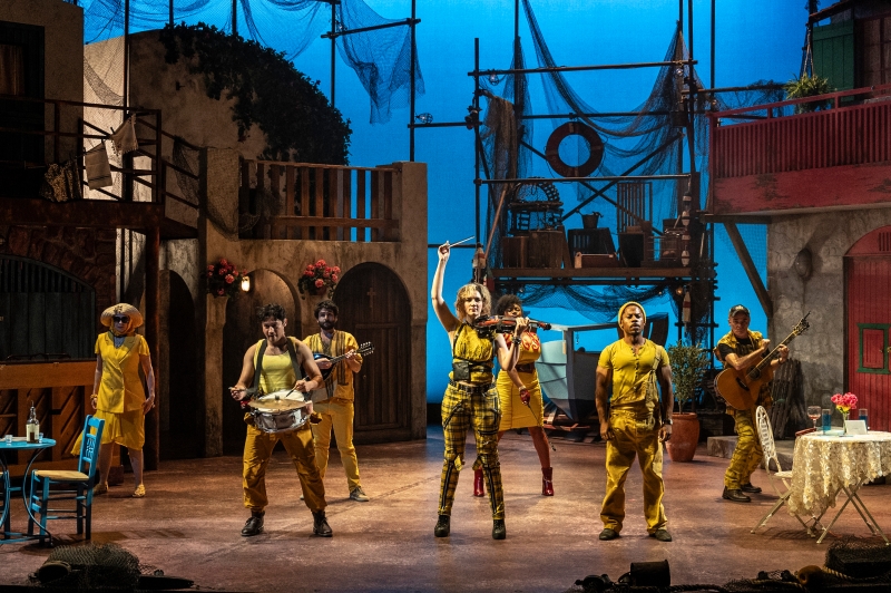 Review: COMEDY OF ERRORS at Shakespeare Theatre Comany  Image