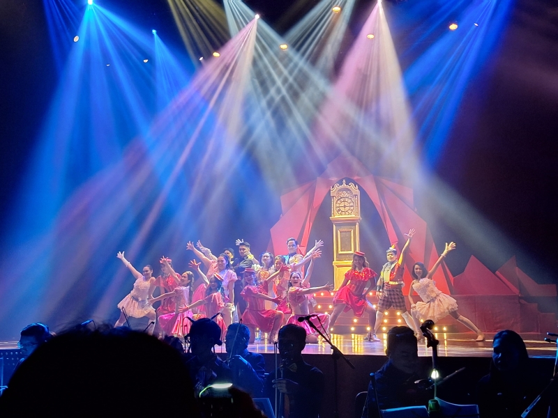 Review: Waka Waka Production's 2AM Parades a Midnight Spectacle  Image