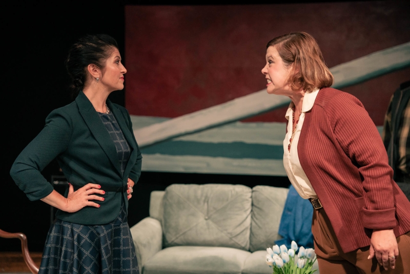 Review: GOD OF CARNAGE at Masquers Playhouse  Image