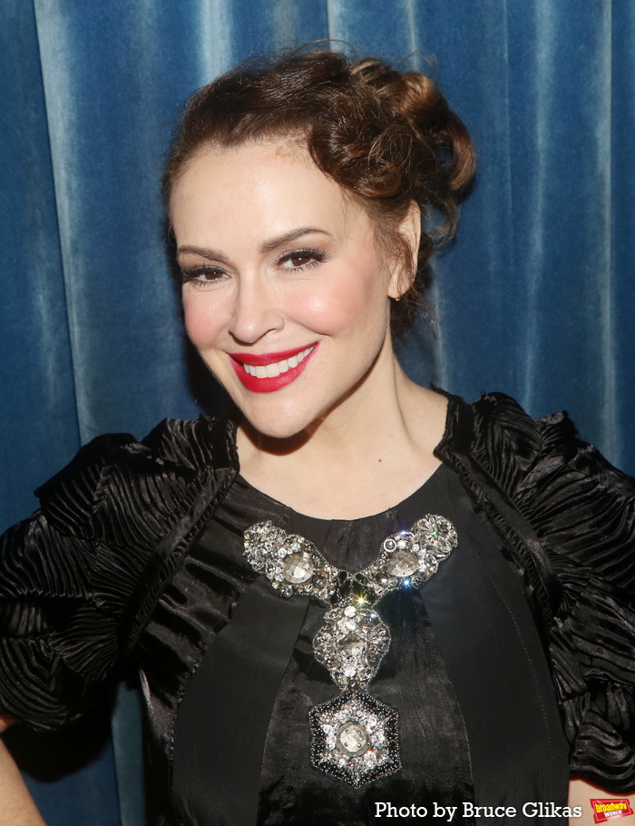 Photos: Alyssa Milano Makes her Broadway Debut in CHICAGO Image