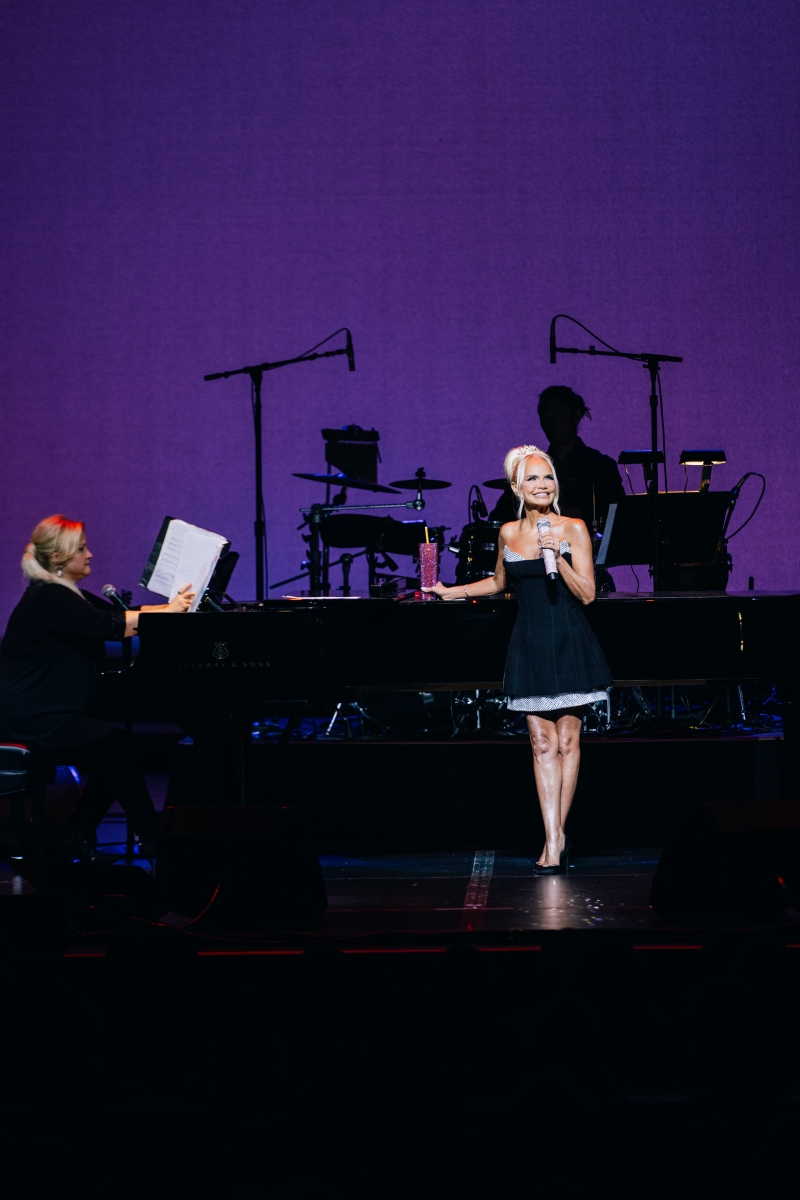 Review: Kristin Chenoweth and Alan Cumming at Wolf Trap  Image