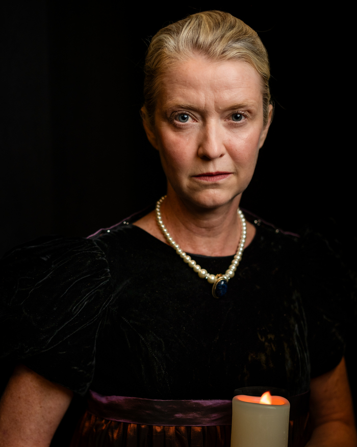 Photos: Jamie Ballard Stars In MACBETH At The Curtain Image