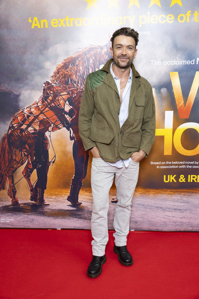 Photos: WAR HORSE UK and Ireland Tour Holds Press Performance Image
