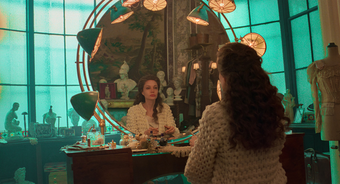 Photos: Netflix Reveals Release Date for Maria Callas Biopic Starring Angelina Jolie Image