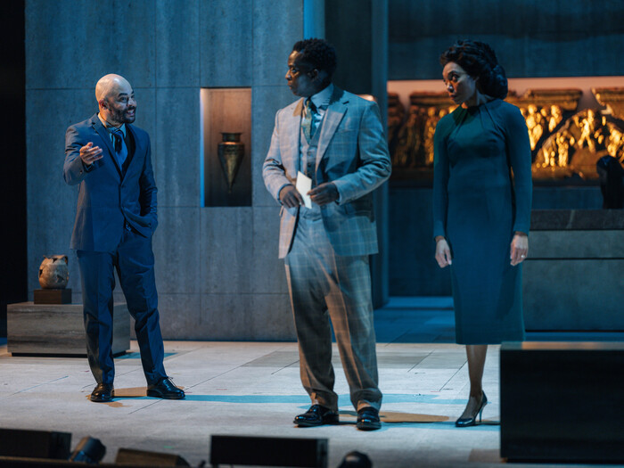 Photos: First Look At David Oyelowo And More In CORIOLANUS At The National Theatre Image