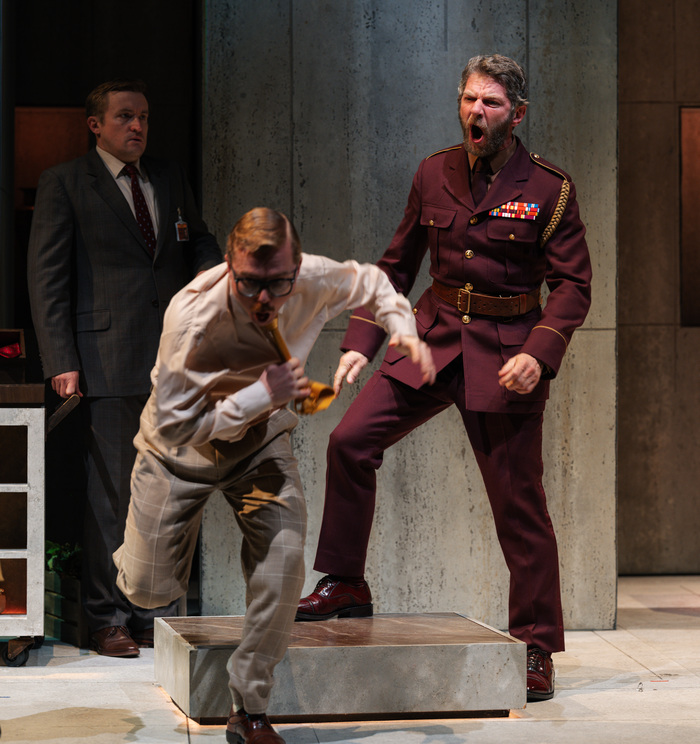 Photos: First Look At David Oyelowo And More In CORIOLANUS At The National Theatre Image