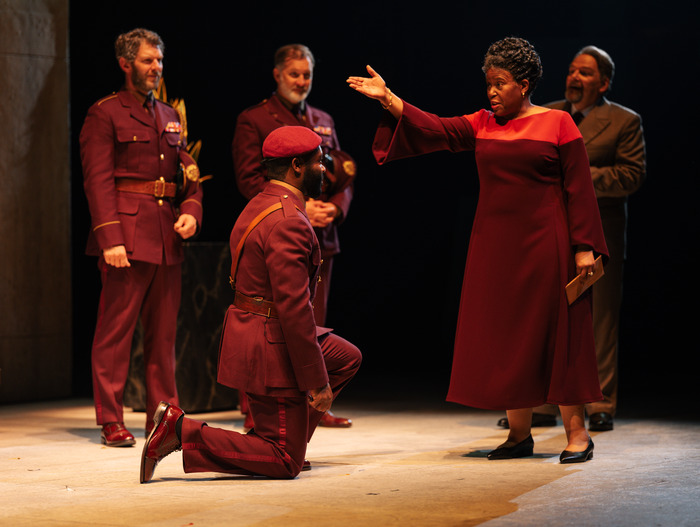 Photos: First Look At David Oyelowo And More In CORIOLANUS At The National Theatre  Image