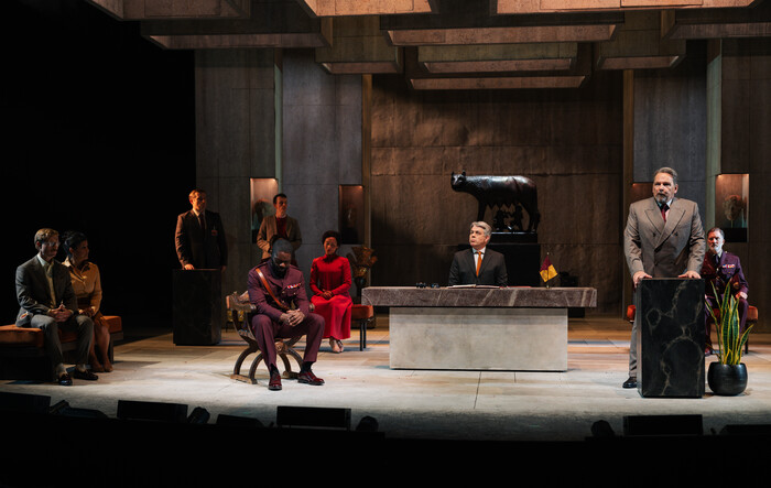 Photos: First Look At David Oyelowo And More In CORIOLANUS At The National Theatre  Image