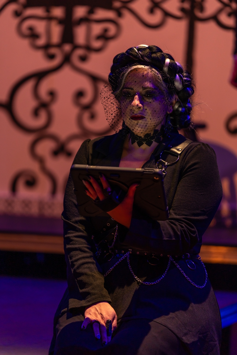 Review: BERNARDA! at Teatro Audaz Image