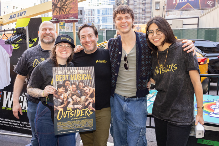 Photos/Video: 2024 BROADWAY FLEA MARKET Raises $1,421,675 Image