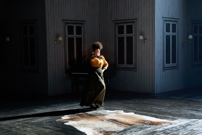 Photos: A DOLL'S HOUSE At Sheffield Theatres Image