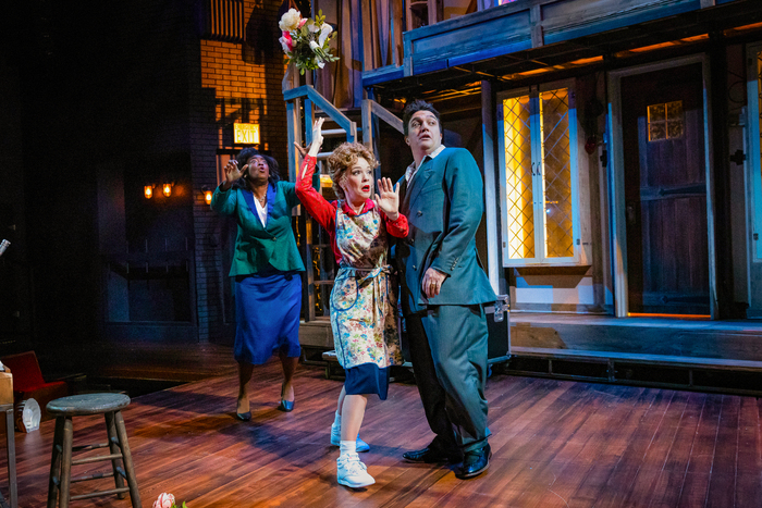 Photos: NOISES OFF at the Alley Theatre Image