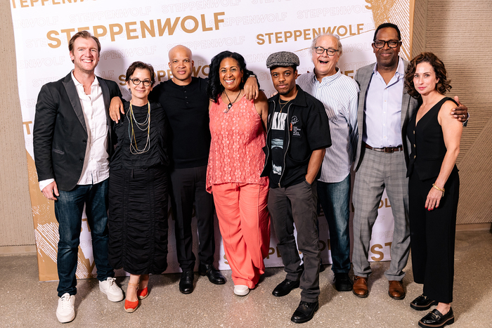 Photos: Steppenwolf Celebrates Opening Night of NOISES OFF  Image